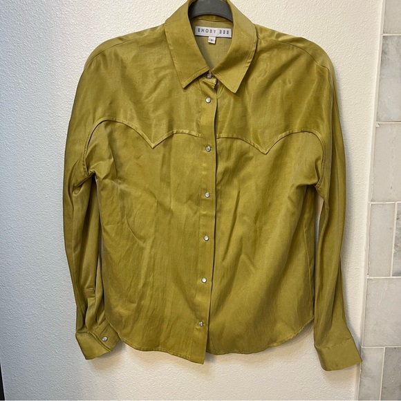 Emory bee west button down - Picture 4 of 12